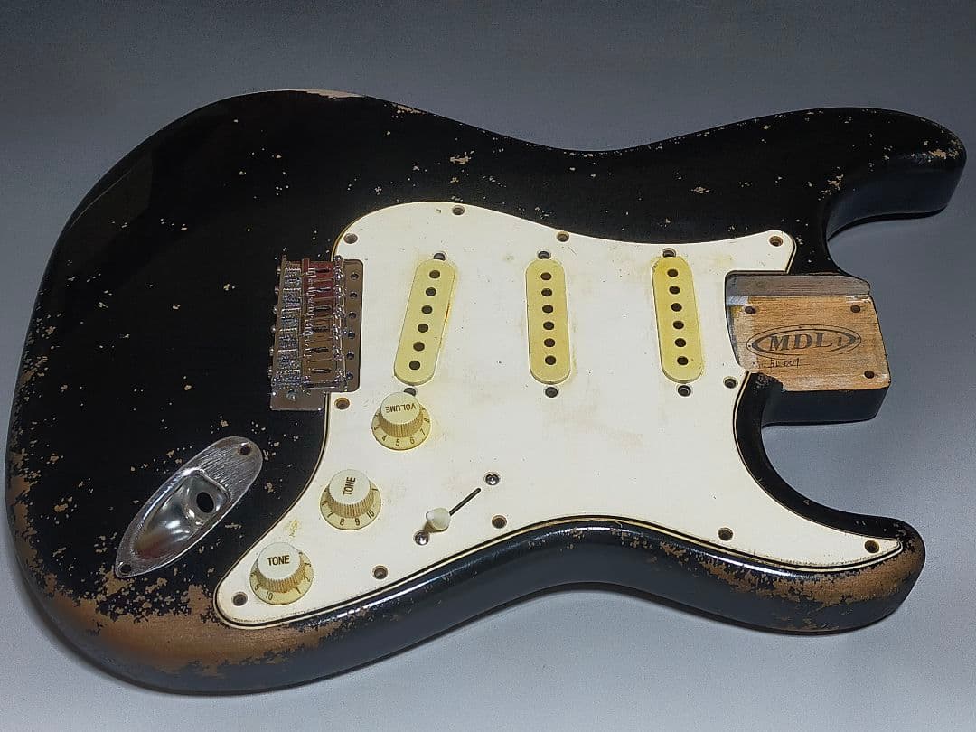 問合せページ)MJT カスタムショップ ギターレリックの相談ページです