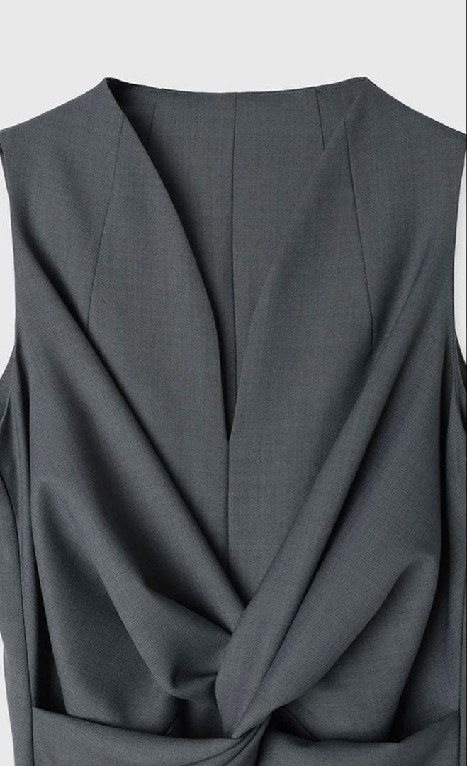 《新品未使用》アニュアンス　ツイストギャザーワンピース