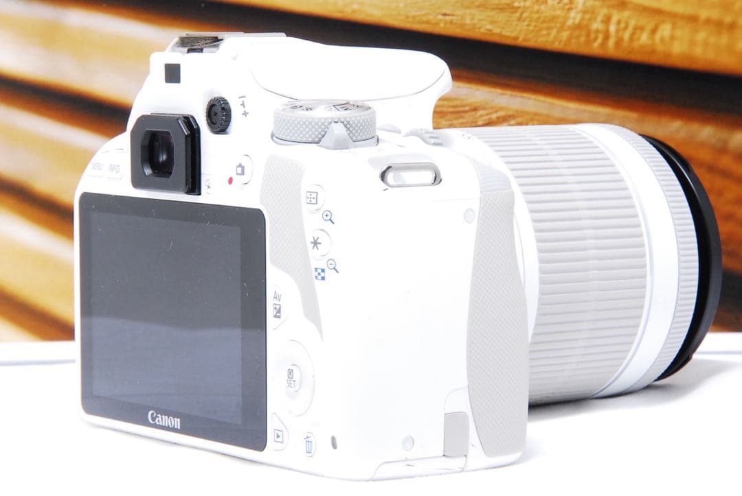 一眼レフ キャノン kiss x7 ホワイト 白 Canon スマホ転送 カメラ