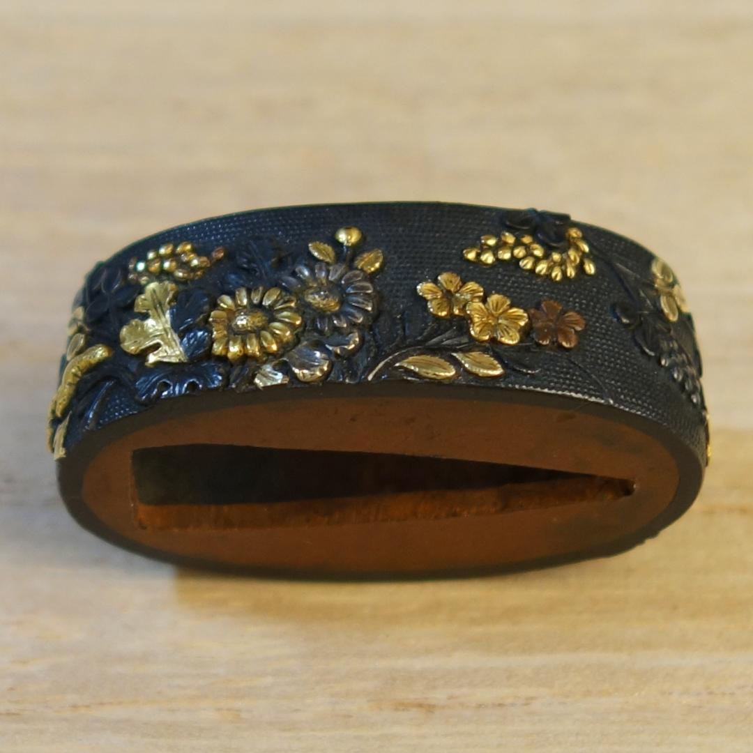 赤銅魚子地 金銀銅象嵌 草花図縁 】刀装具 縁頭 鍔 鐔 日本刀 武具