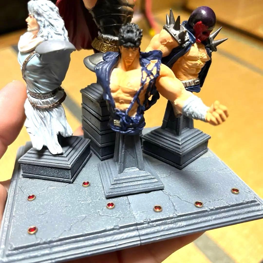 海洋堂 北斗の拳 胸像 北斗四兄弟 ケンシロウ ラオウ トキ ジャギ 4体