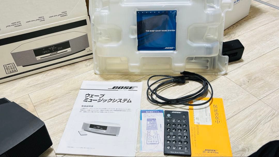 BOSE Wave music system BLACK ガラス台座付 ジャンク