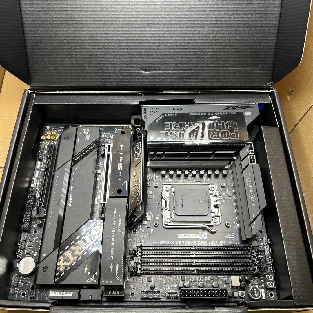 ROG STRIX X870E-E GAMING WIFI マザーボード