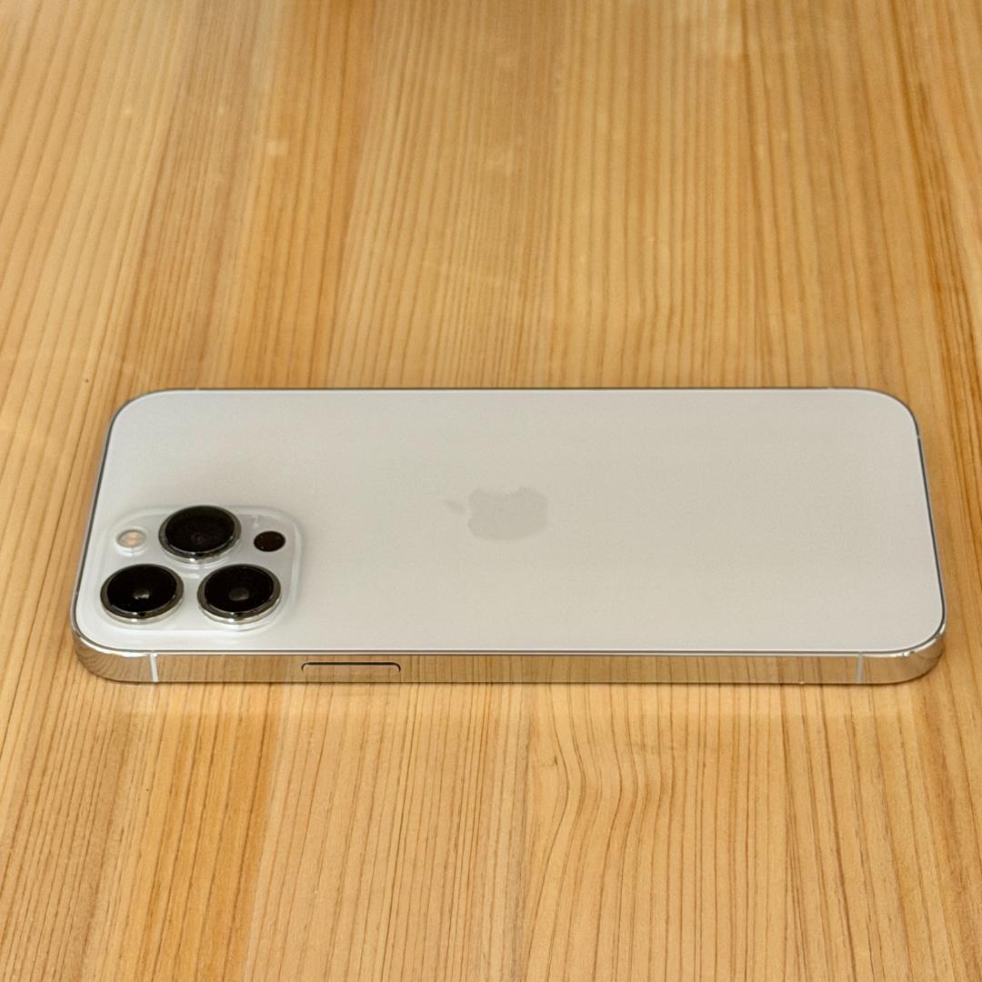 iPhone 13 ProMax 256GB SIMフリー シルバー Apple