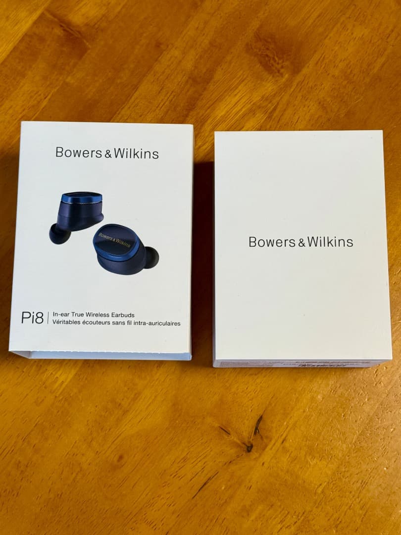 Bowers & Wilkins Pi8 ワイヤレスヘッドホン Midnight