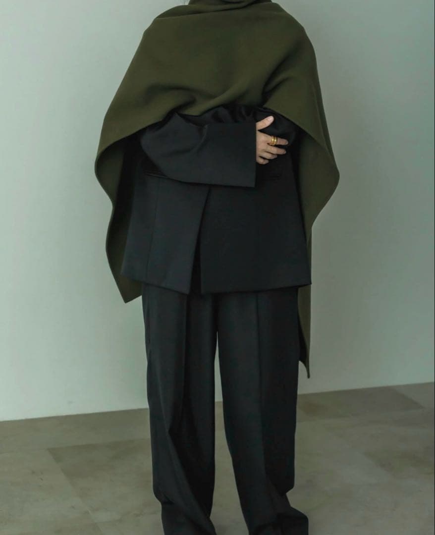 digne ディニュthrow shawl coat - khakiストール - メルカリ