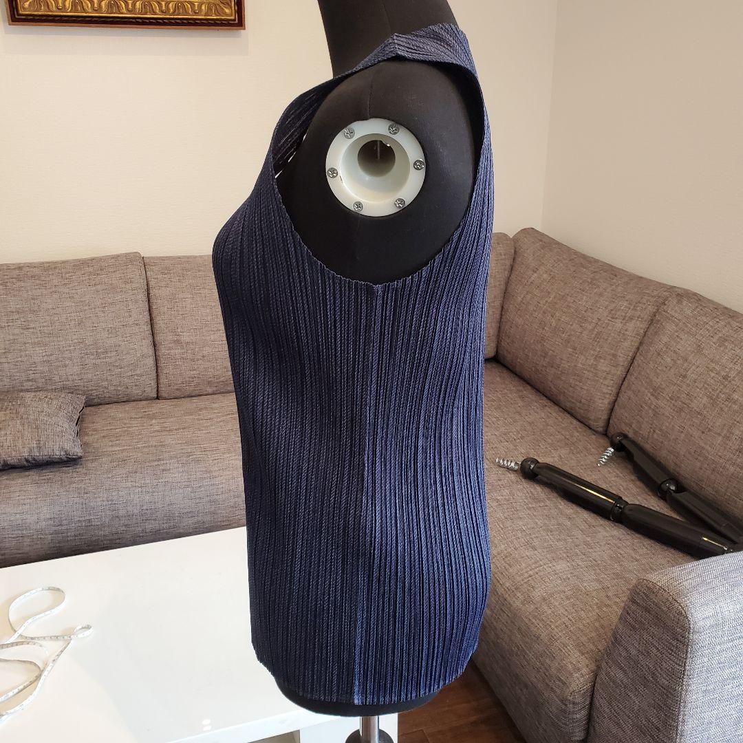 美品 PLEATS PLEASE プリーツプリーズ タンクトップ 紺ヘリンボーン