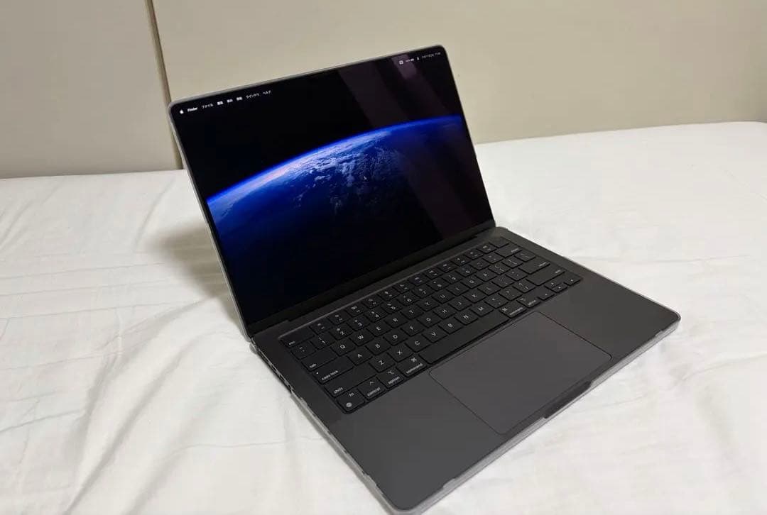 MacBook Pro 14インチ m4 usキーボード インケース付き