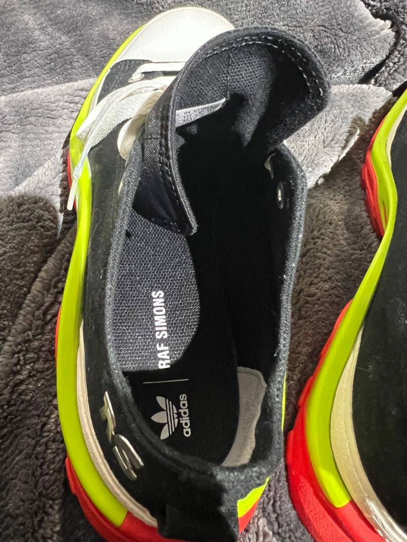 【極美品】adidas×RAF SIMONS デトロイトランナー 26.5cm