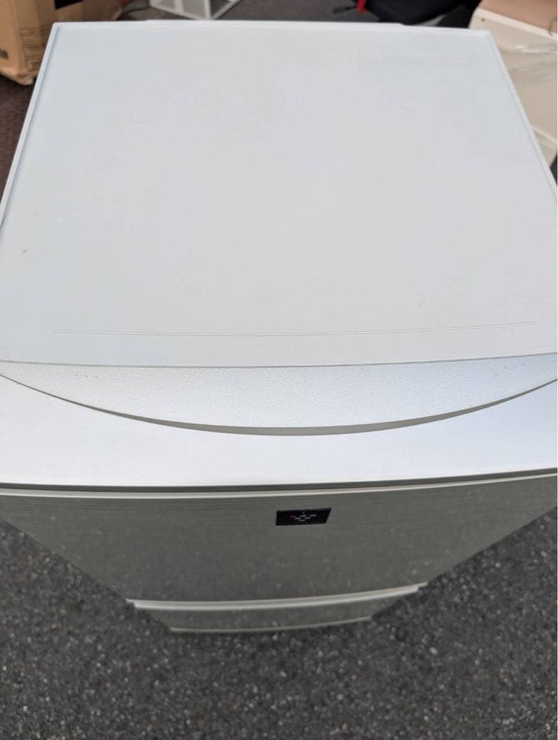 ＊東京都付近取引限定＊SHARP 137L冷蔵庫 2013年SJ-PD14X-N