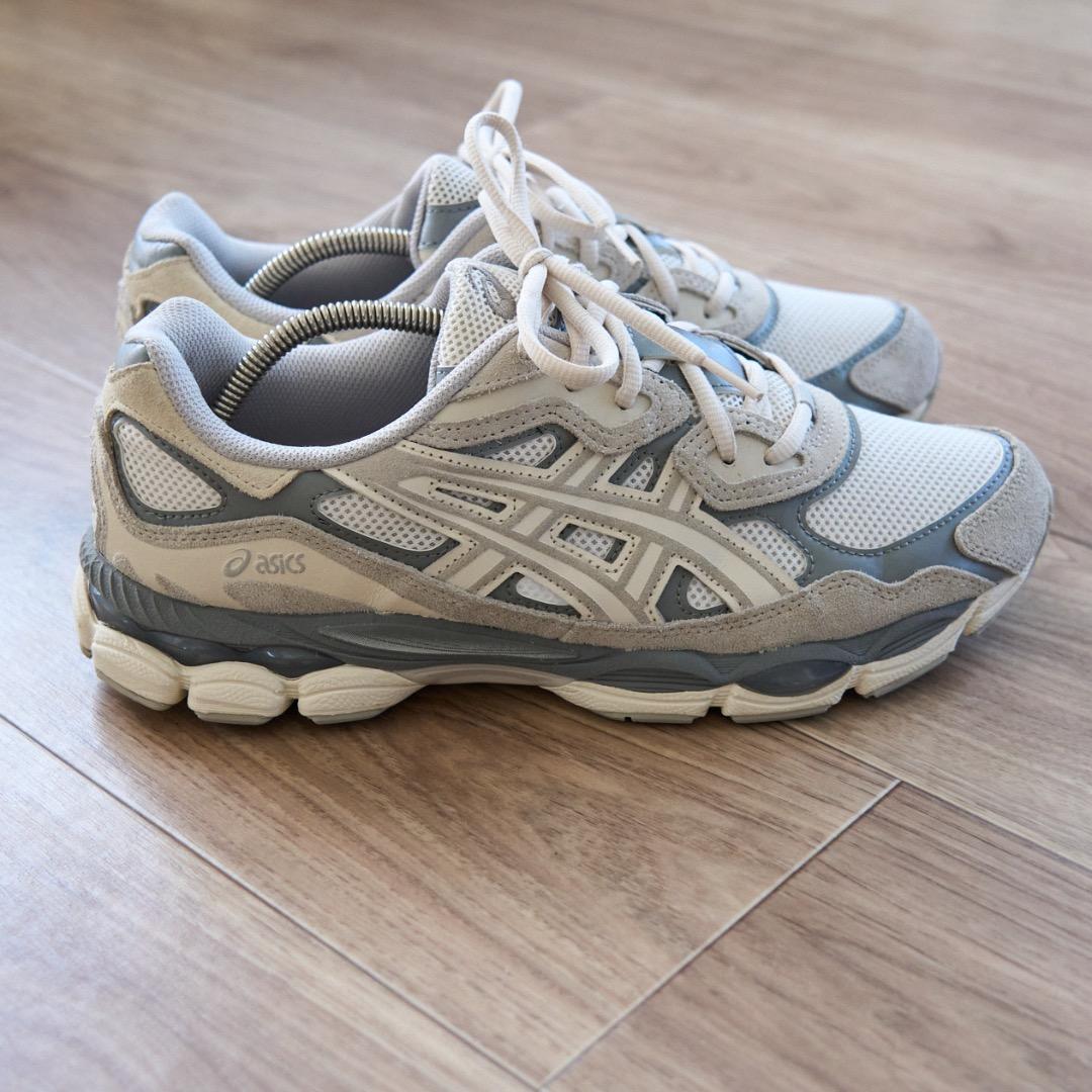 美品 ASICS GEL-NYC cream/oystergray 27.5cm