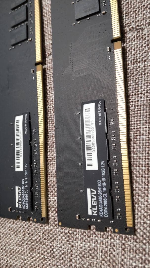 メモリー KLEVV DDR4 2666 32GB (16GB x2)