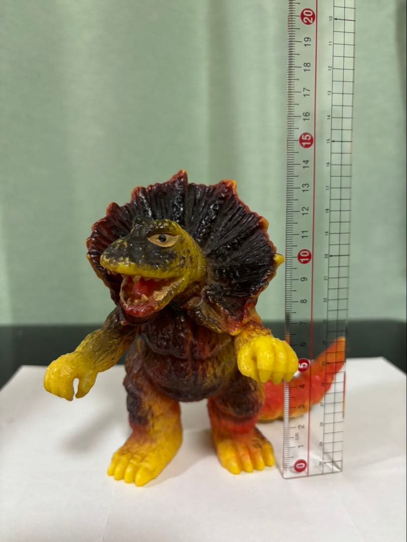 特撮テレビドラマ　ウルトラマンやレッドマン　ジラース　ソフビ人形 レッドマン』二期版の新復刻ソフビがブルマァクから登場！好評予約受付