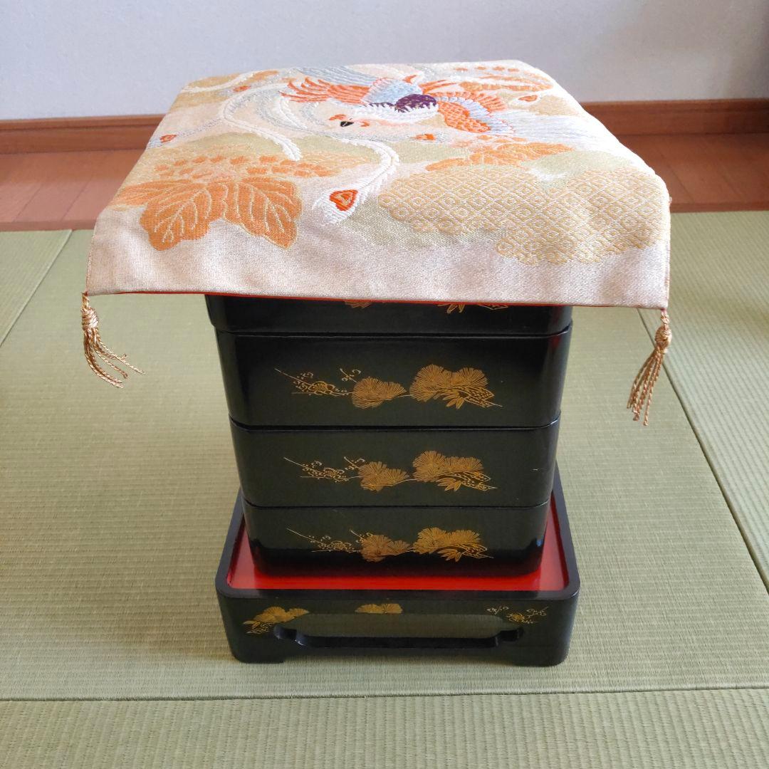 輪島塗 漆塗り重箱 4段 鳳凰柄の袱紗 風呂敷付き 行楽 お祝い