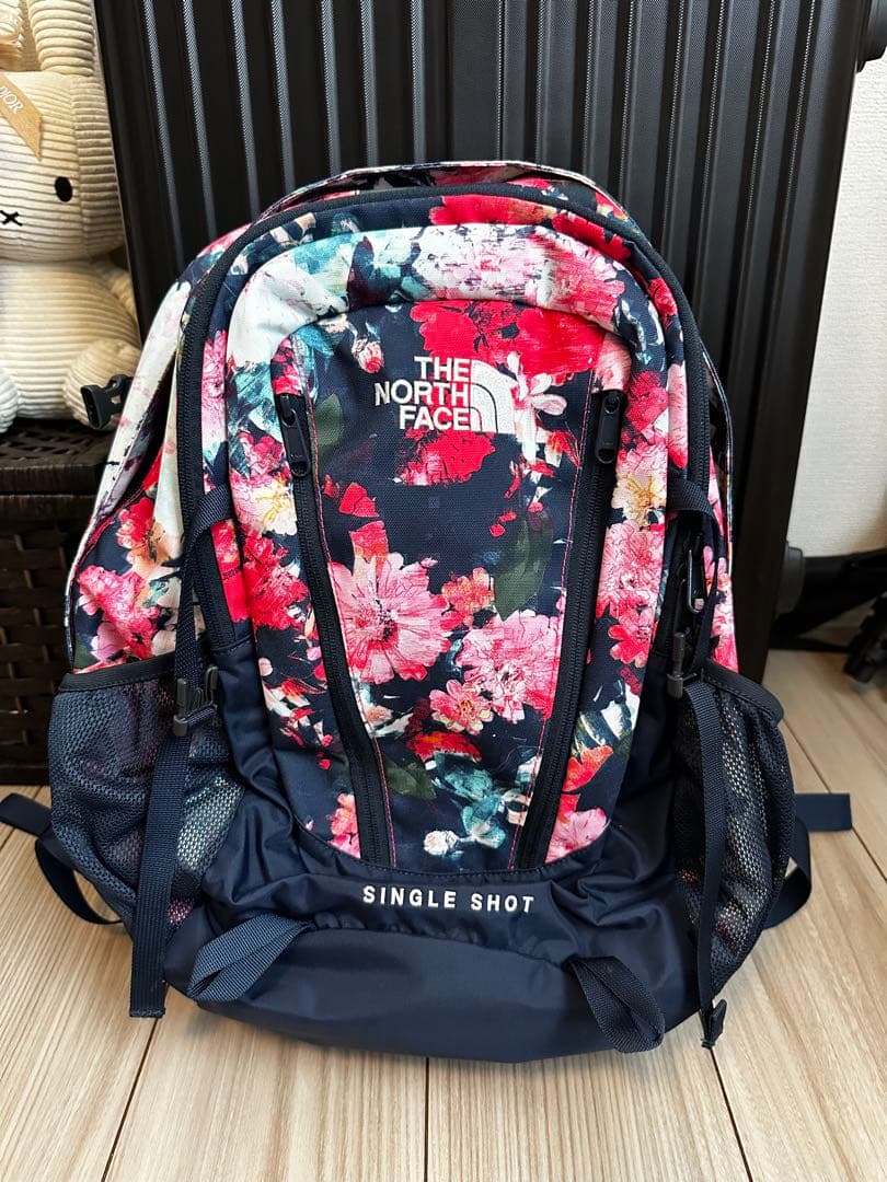 ノースフェイス リュック シングルショット 廃盤 花柄 レディース