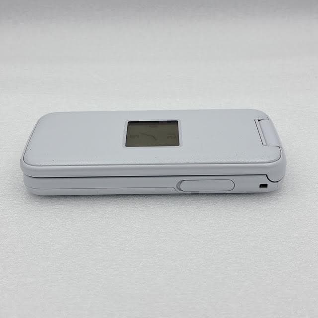 【美品】ドコモ らくらくホン F-01M ホワイト