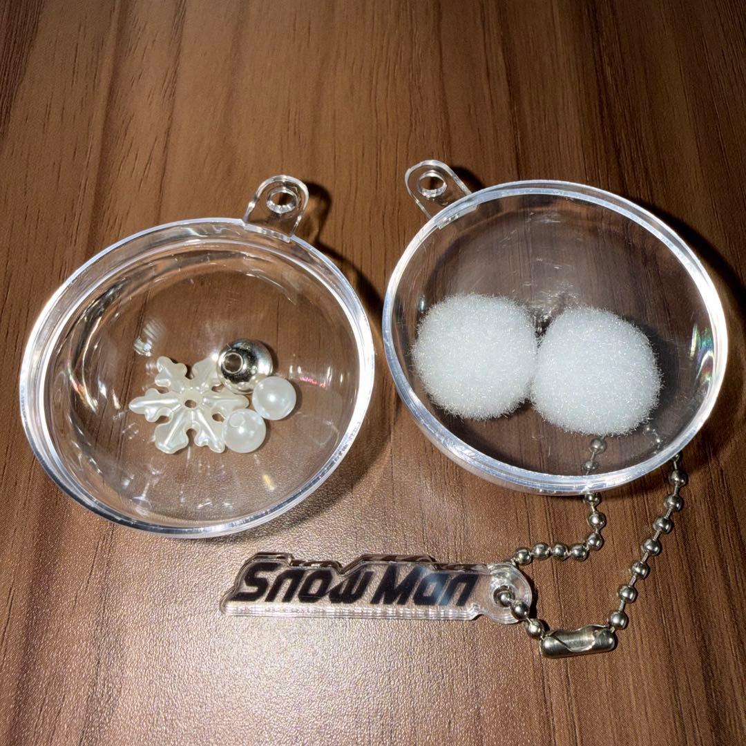 SnowMan 1st pop-up 入場特典 スノーボール キーホルダー - メルカリ