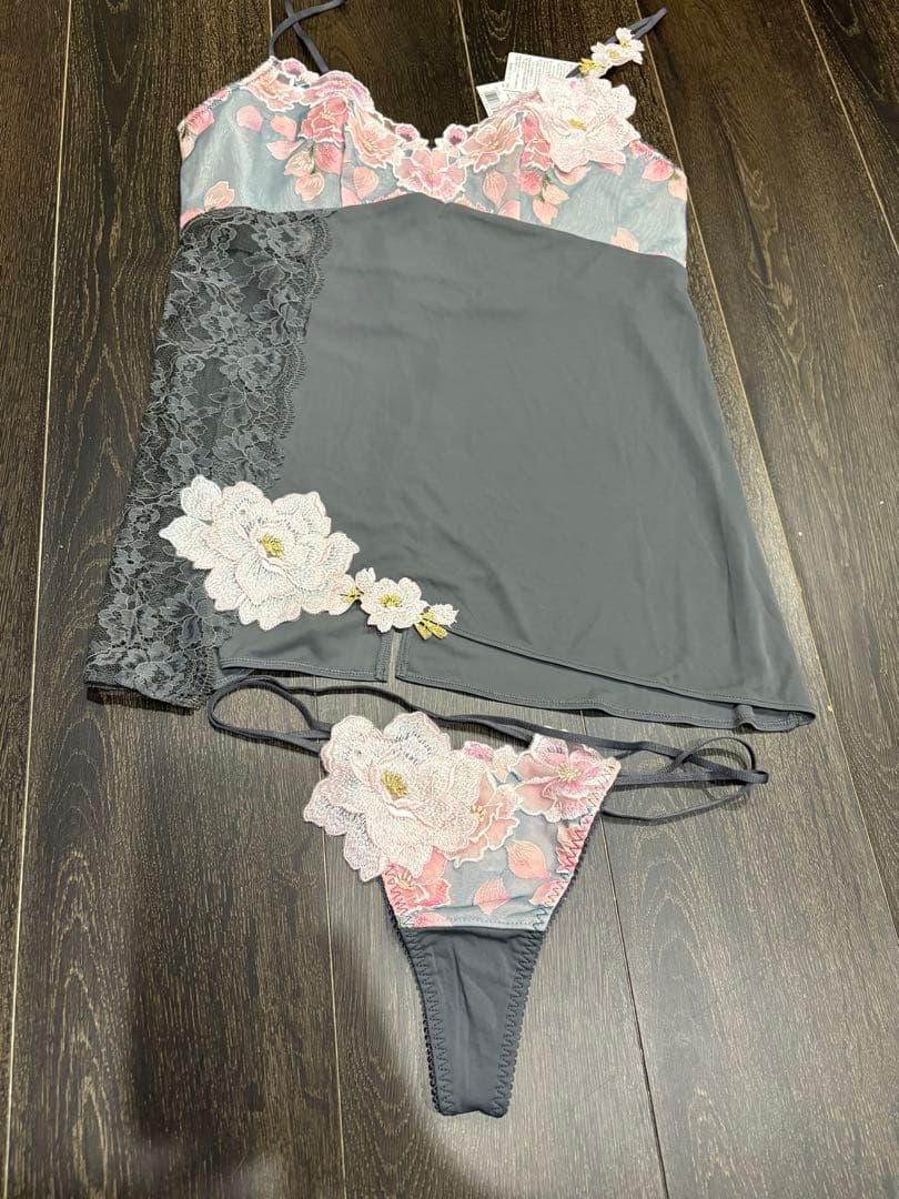 卸売りファッション - 【salute】03G 4点セット C65 M