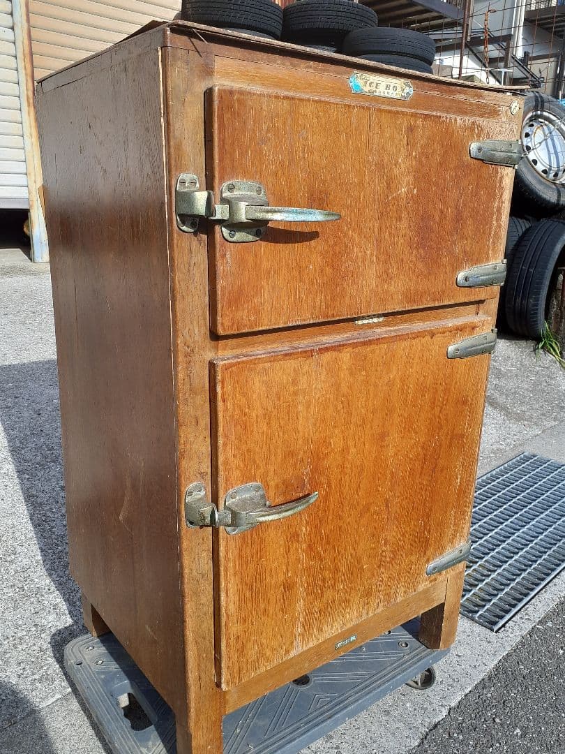 昭和レトロ アンティーク 木製 冷蔵庫　氷冷蔵庫　日本冷機　ニチレイ　骨董レトロ