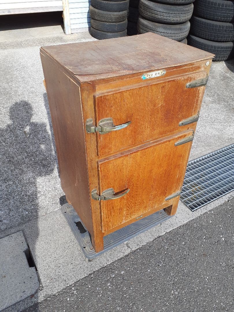 昭和レトロ アンティーク 木製 冷蔵庫　氷冷蔵庫　日本冷機　ニチレイ　骨董レトロ