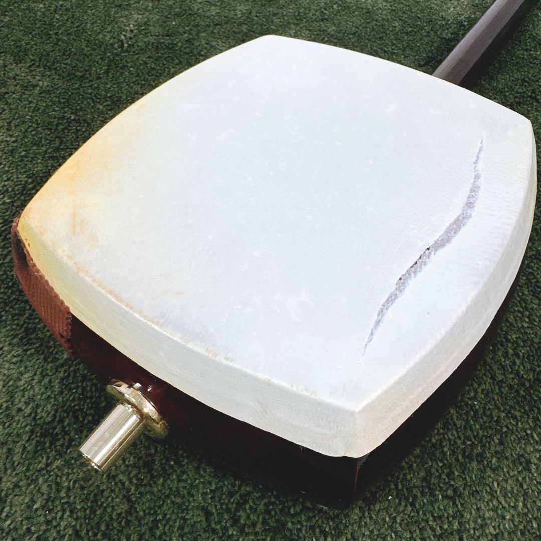 紅木 津軽三味線 東さわり 太棹 一本棹（延べ棹） 両面皮破れ 現状品