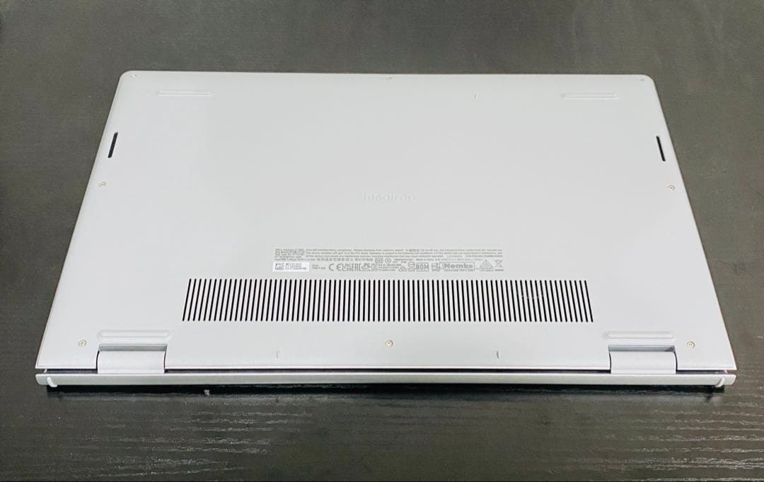 Inspiron 15 3520 NI375-EHHBSC [プラチナシルバー]