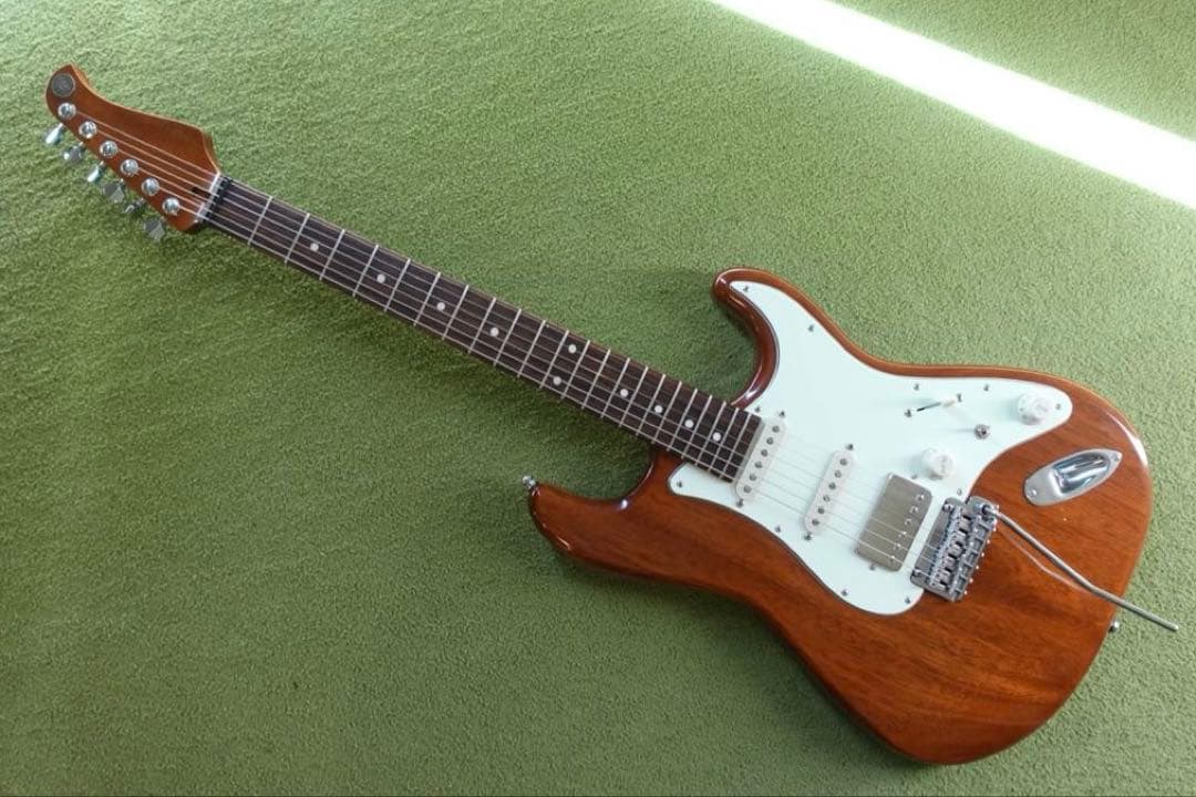 【エレキ】Kz Guitar Works Kz ST Trad 22 SSH7 Kz Guitar Works Kz ST Trad 22 SSH7 (Shoreline Gold) 【特価