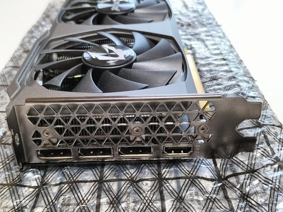 ZOTAC GEFORCE RTX3050 ８GB TWIN EDGE
