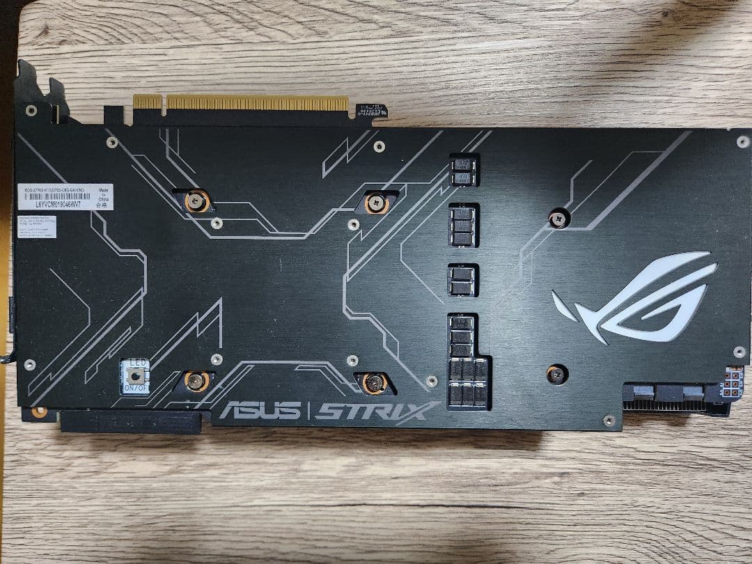 ASUS RTX2070Super STRIX グラフィックボード