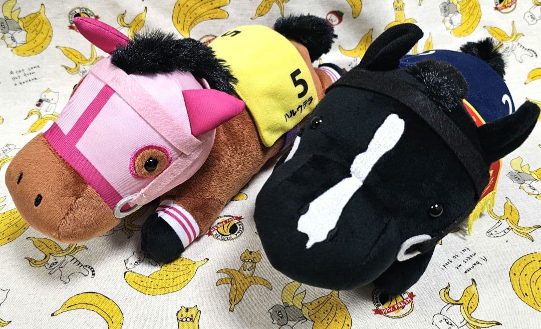 サラブレッドコレクション ぬいぐるみスマホショルダーイクイノックス