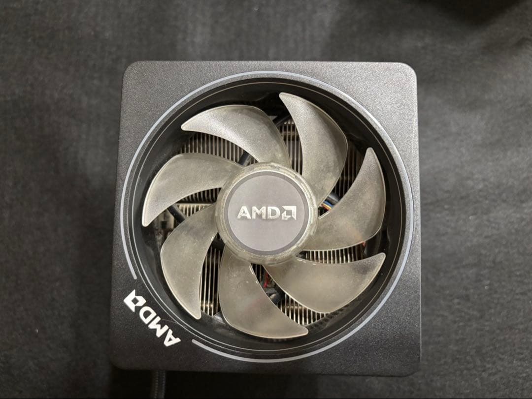 CPU AMD Ryzen 9 3900X