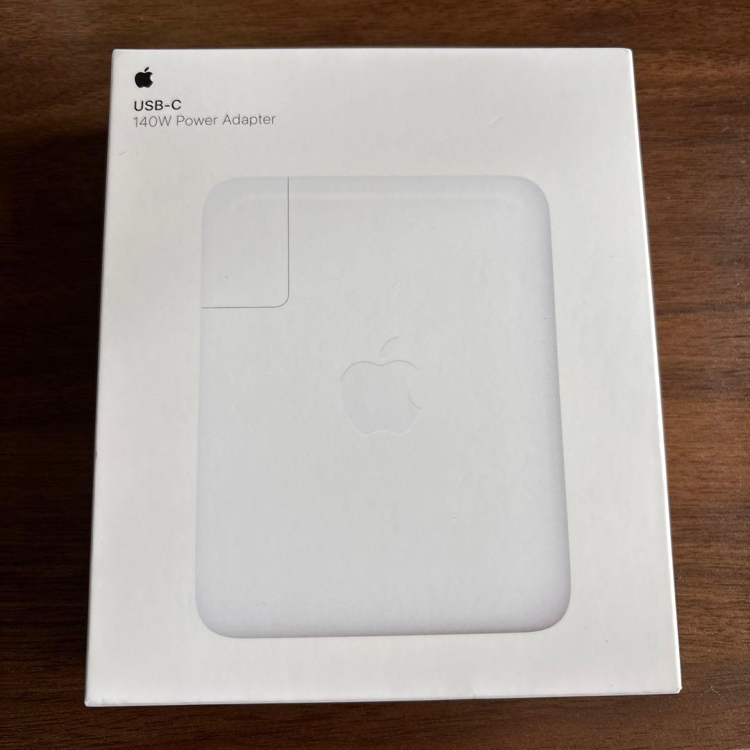 Apple 140W USB-C電源アダプタ