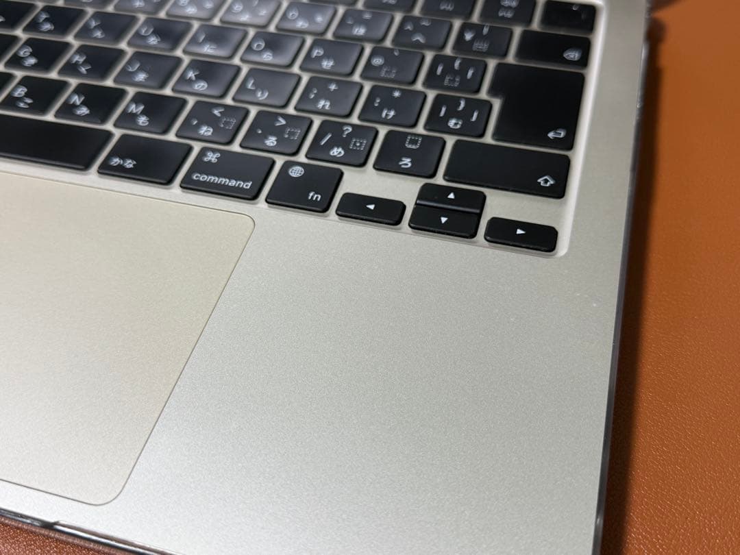 【美品】MacBook Air M2 24GB/1TB カスタムモデル