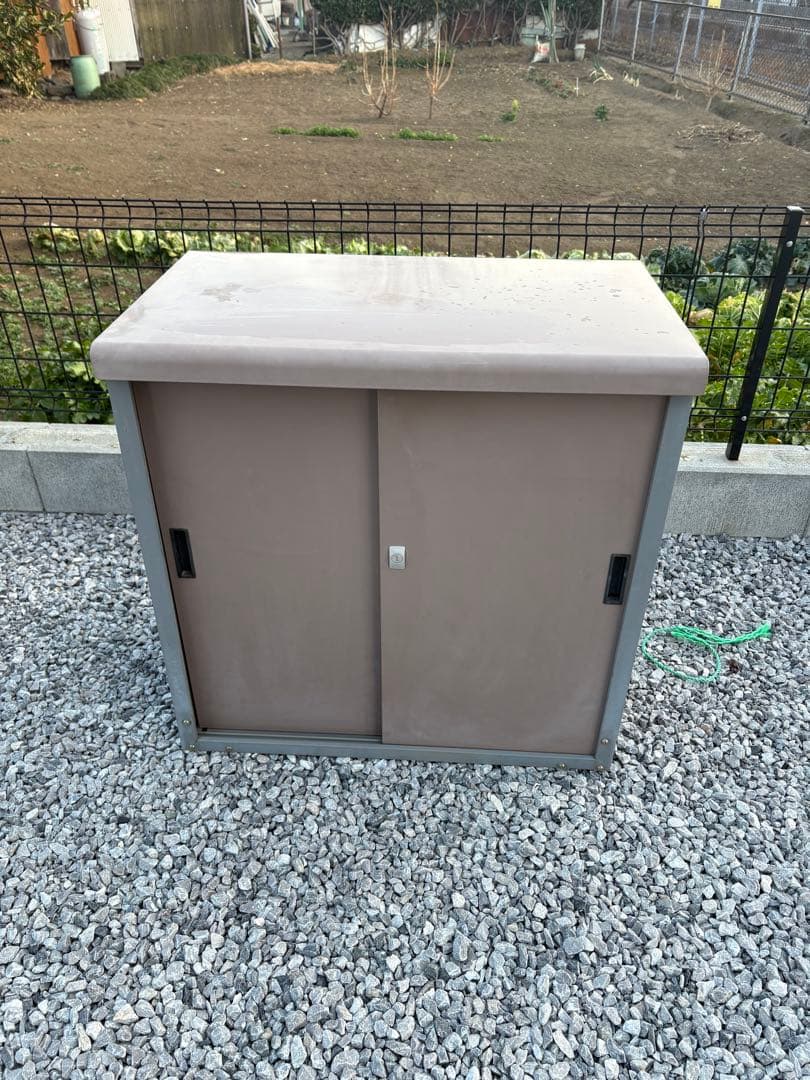 物置 2ドア グレー 80x80x50 直接引き取り限定 - メルカリ