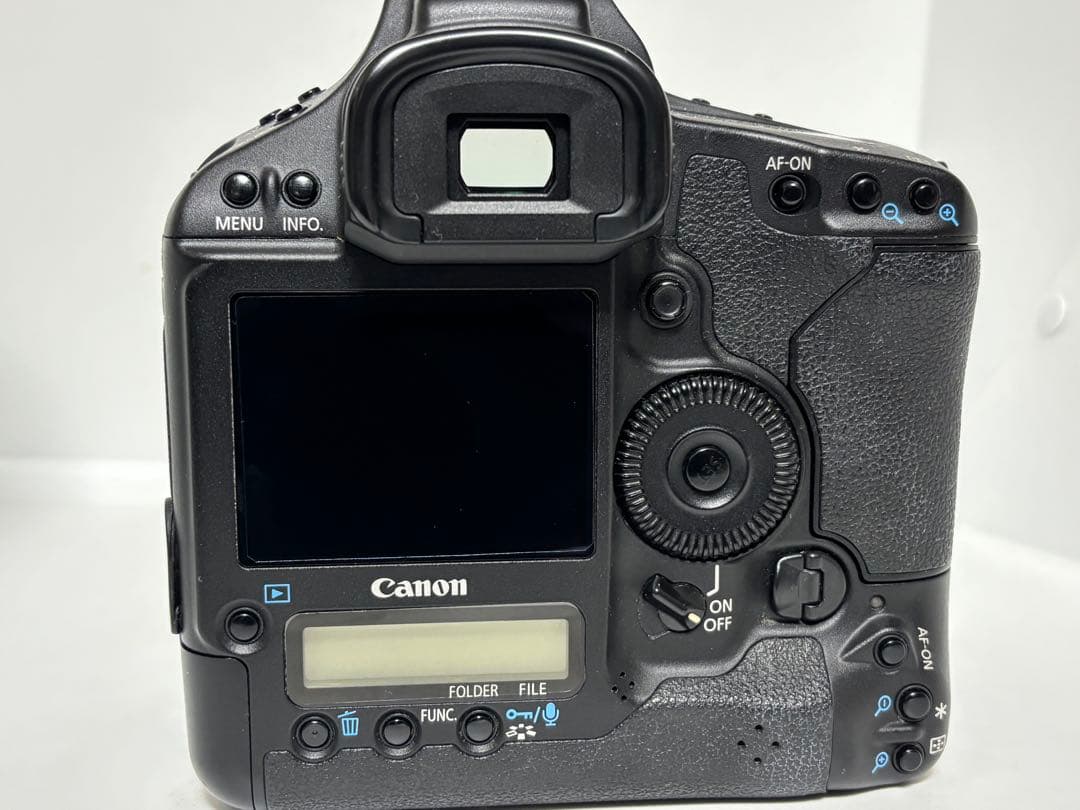 【美品】Canon キヤノン EOS-1D Mark IV ボディ