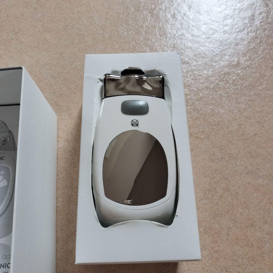 ガルバニックスパ ageLOC 美顔器 ホワイト