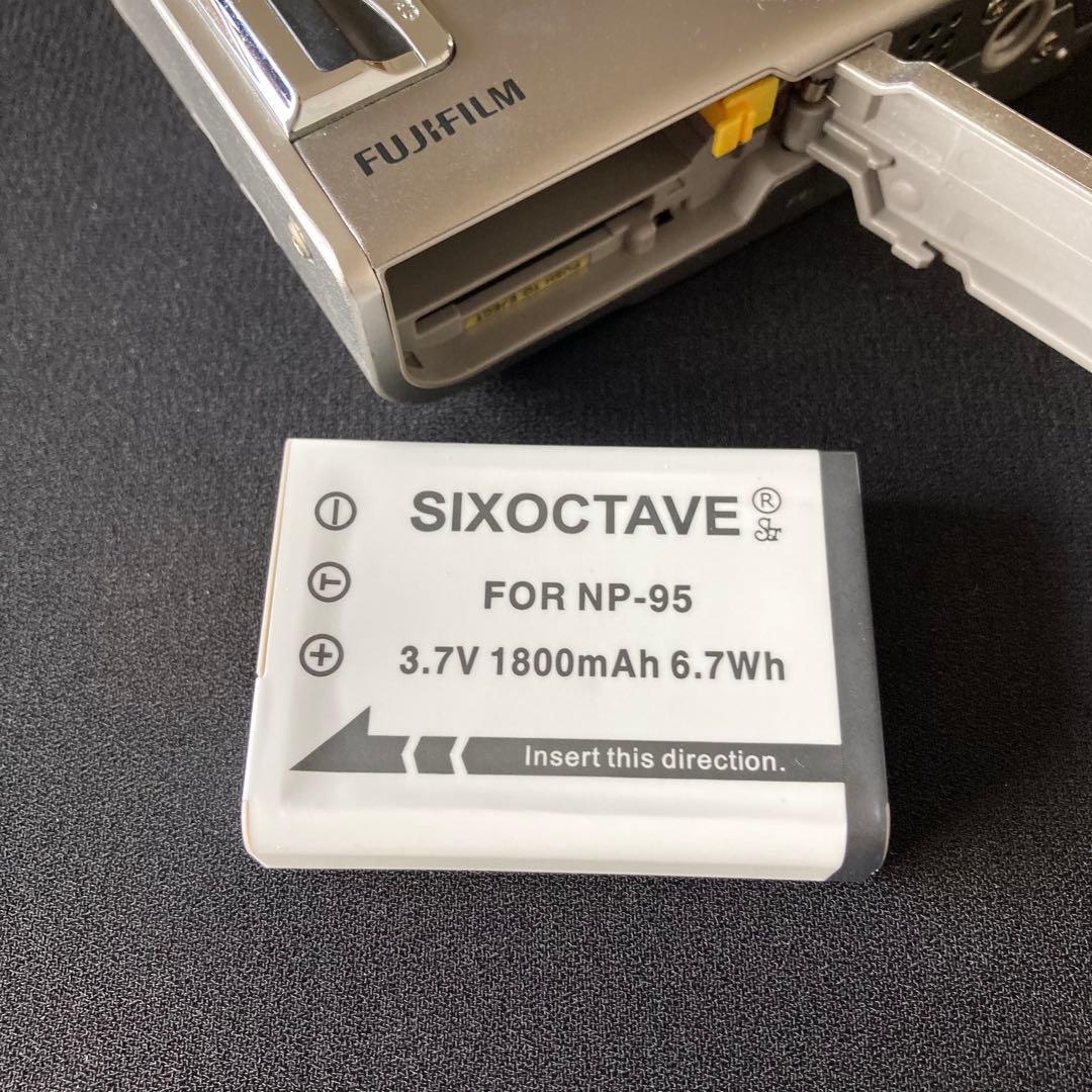 【美品】FUJIFILM finepix F31fd CCDセンサー コンデジ