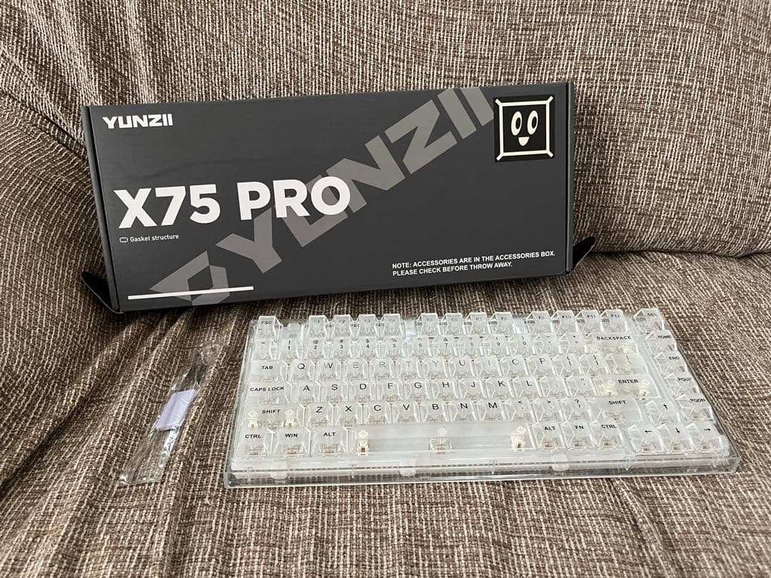 メカニカルキーボード RGBライティング 透明 Amazon | OUSEITECH X Aula F81 ゲーミングキーボード メカニカル 透明