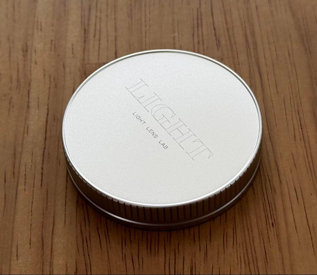 周八枚 Light Lens Lab 35mm f2.0 シルバー