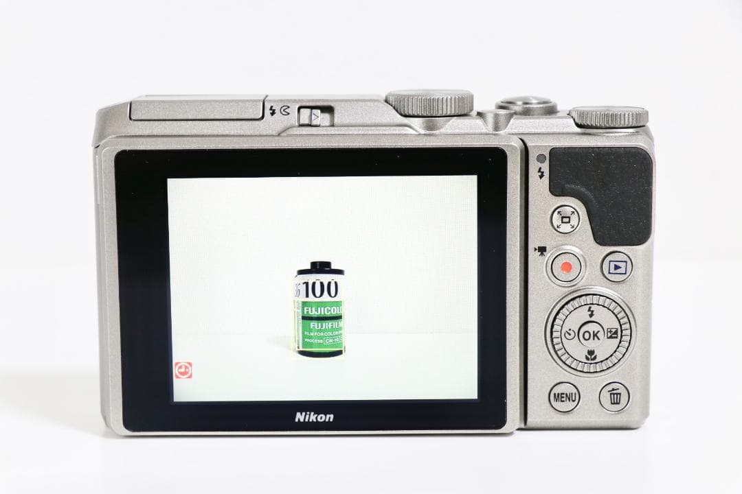 ■ 新品級 ■ ニコン Nikon COOLPIX A900 シルバー