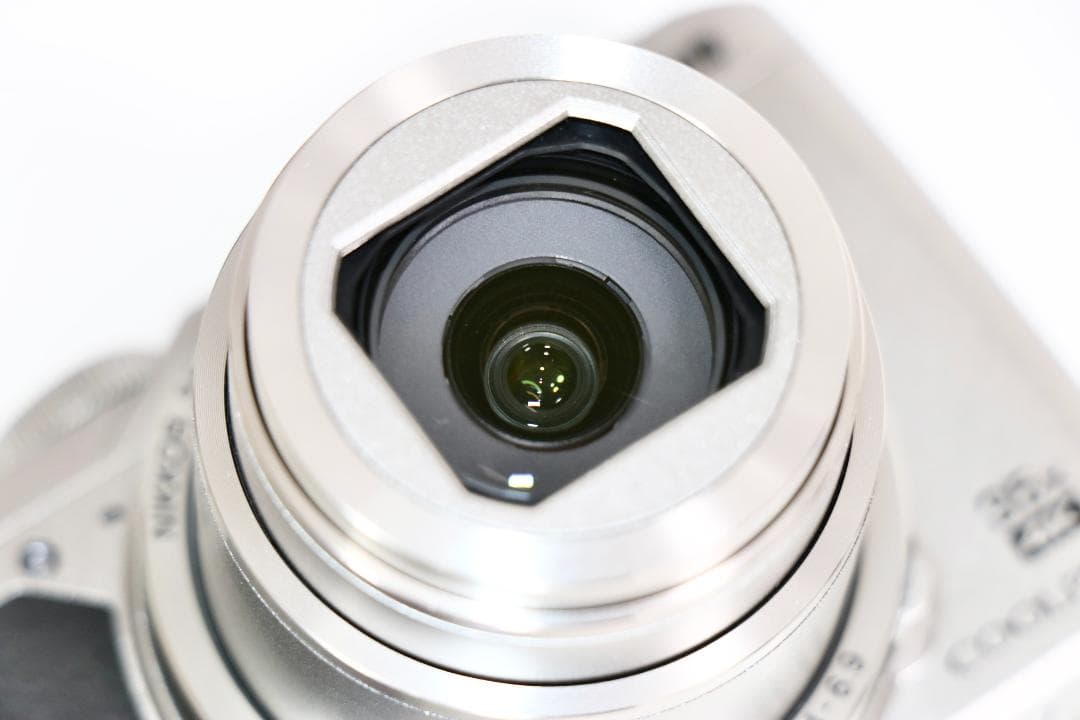 ■ 新品級 ■ ニコン Nikon COOLPIX A900 シルバー