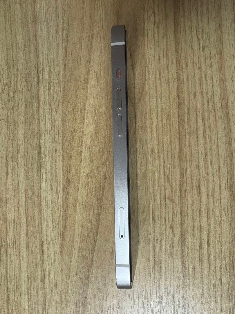 Apple iPhone 13 ホワイト 本体(値下げ交渉受付中)