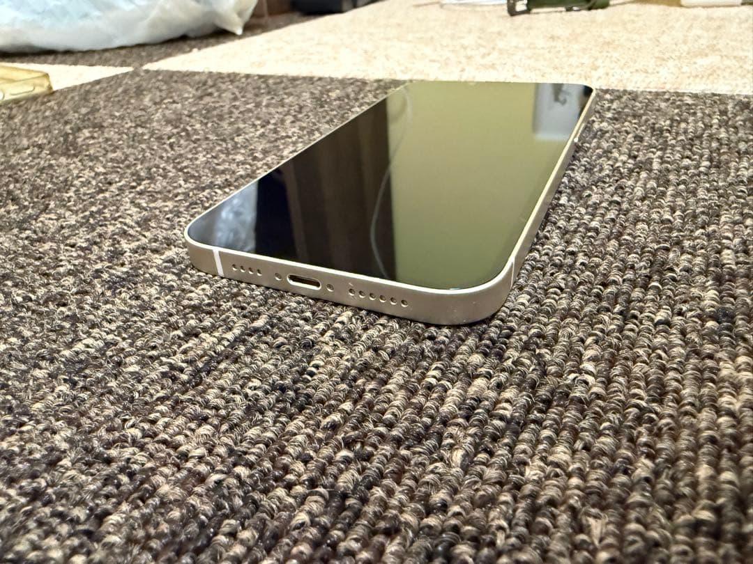 Apple iPhone 14 Plus ホワイト 本体