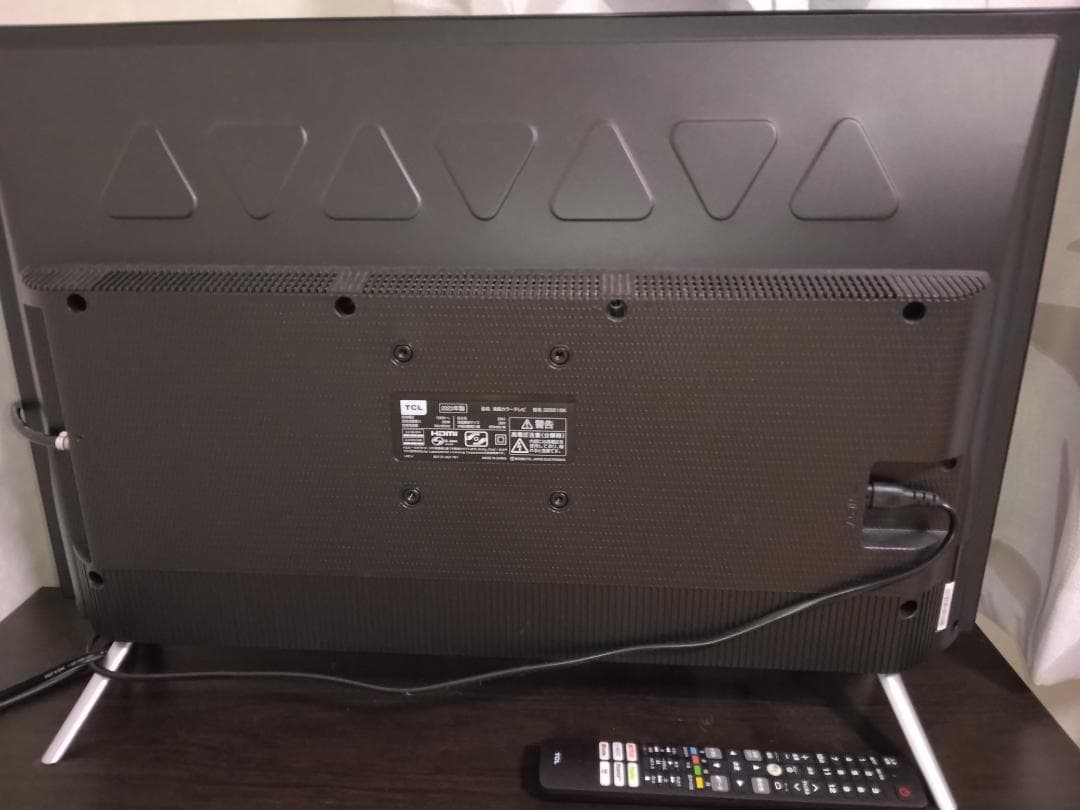 超美品【32インチ　TCL液晶テレビ　2023年製】TVケーブル付き