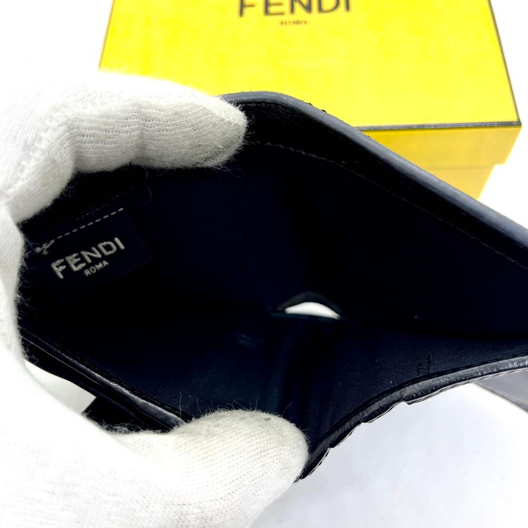 箱・保存袋付き/美品/現行✨フェンディ エフイズ ロゴ 二つ折り 財布