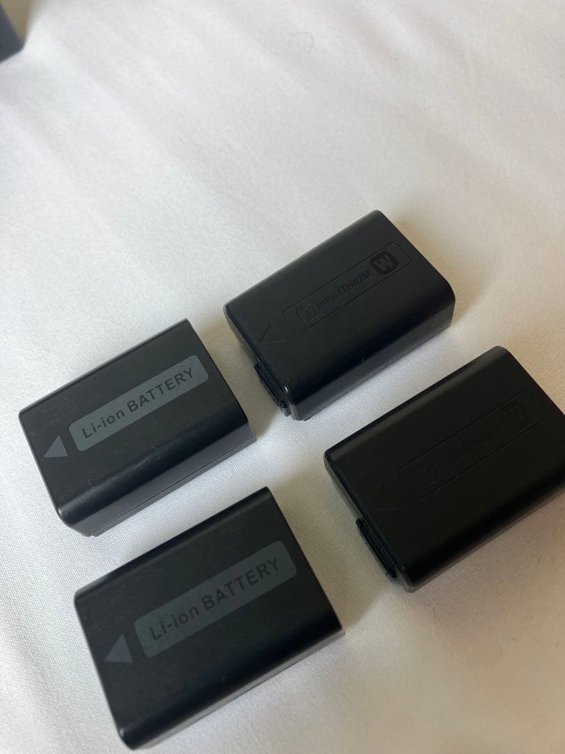 Sony ZV-E10 バッテリー×4個 マイク、充電器、ストラップ付き