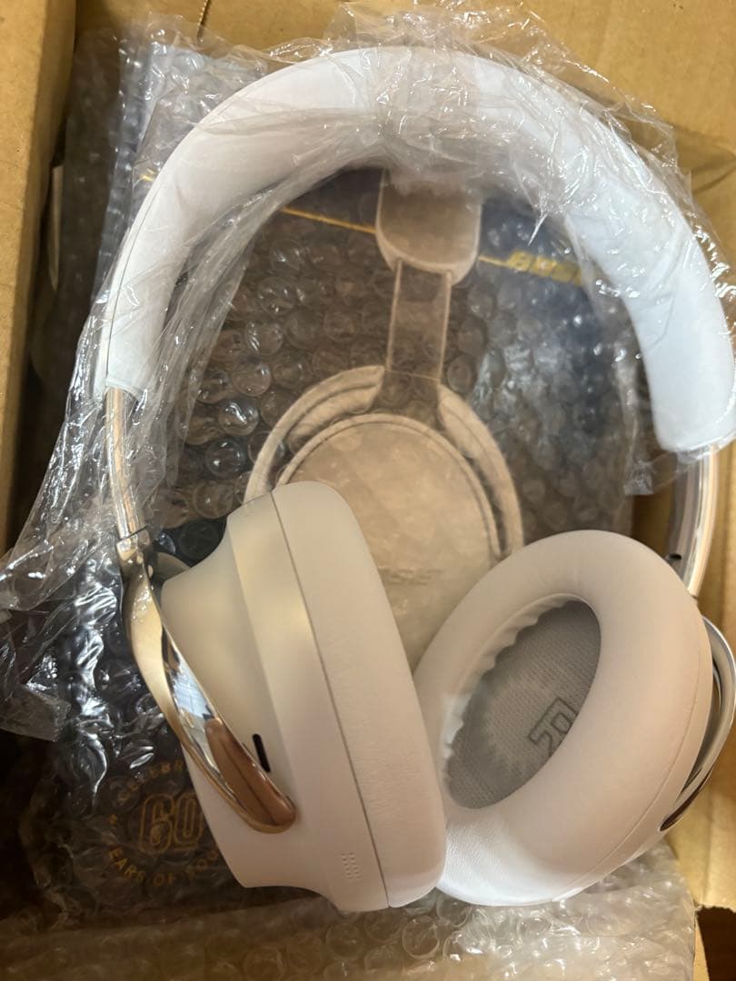 Bose QuietComfort ultraワイヤレスヘッドホン 60周年