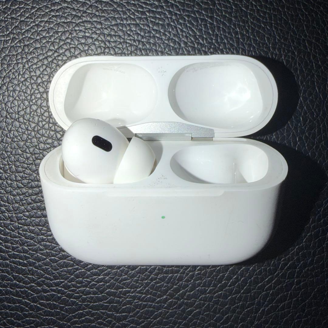AirPods Pro 2 純正 箱・ライトニング付き 左耳+ケース リペア済み
