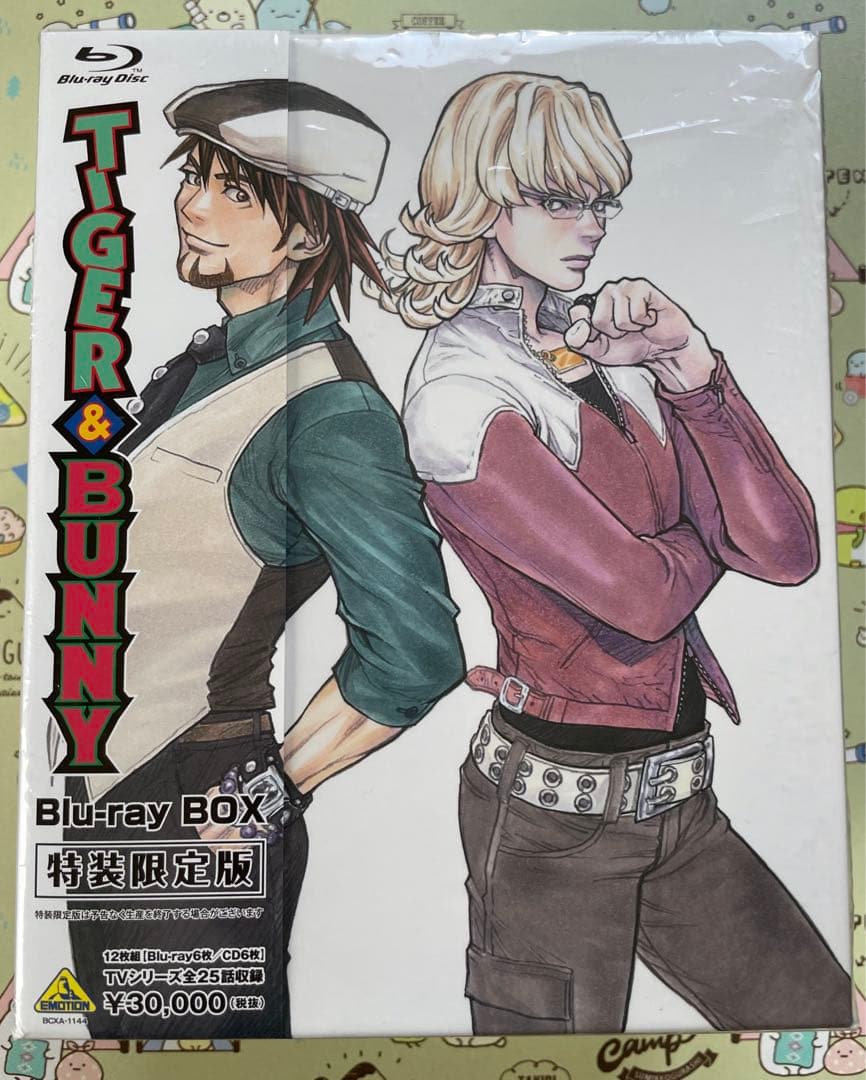 TIGER&BUNNY Blu-ray BOX〈特装限定版・6枚組〉 TIGER & BUNNY Blu-ray BOX 【特装限定版】 : TIGER & BUNNY