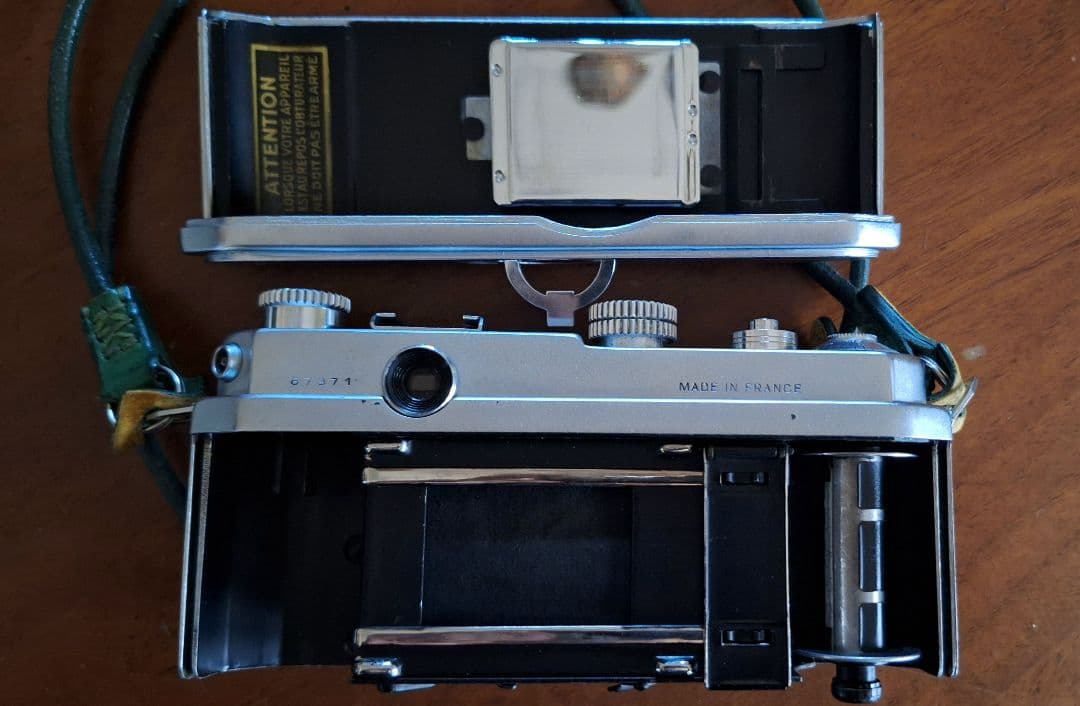 フランス製　FOCA Oplar 135 レンジファインダーカメラ